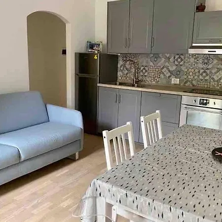 Piazza Anco Marzio Fronte Mare Casa Con Giardino Сasa de vacaciones *